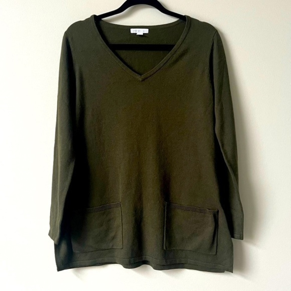 New York & Company Army Green Acrylic V-Neck‎ Sweater